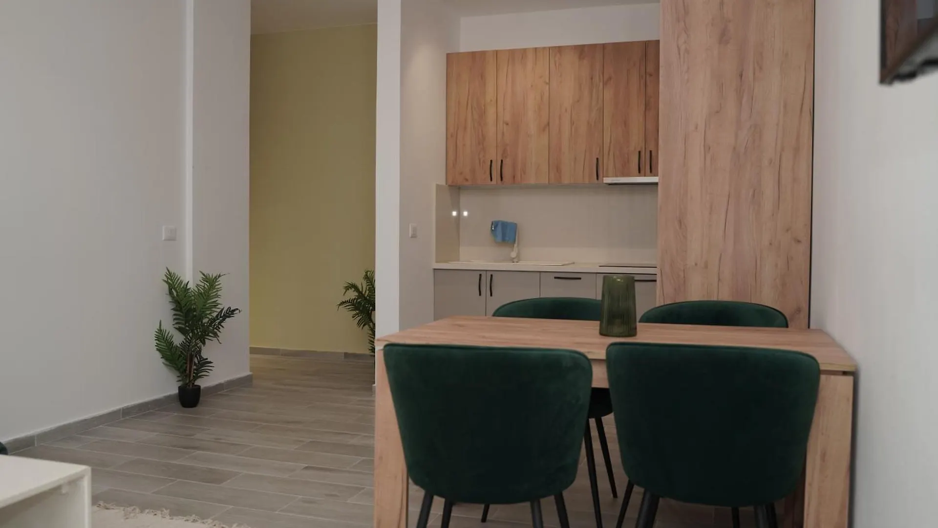 Sasso Bianco Apartment'S Durres
